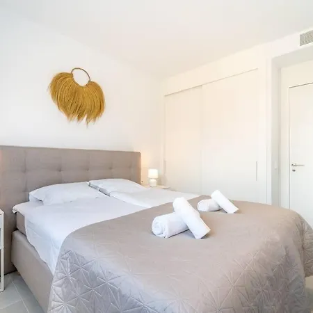 Apartment Higueronrentals Casa Maria *